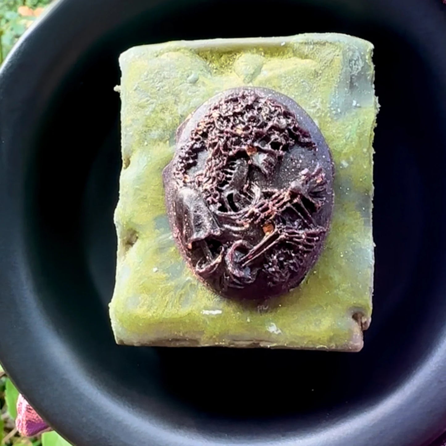 Pear Ye' Soul Wax Melt Chunky Bar: Anjou Pear Apple Lemon Leaves Peony White Musk Amber Scent