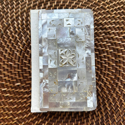 Vintage 1985 Mother-of-Pearl Inlay Holy Bible – owned by Hon. Jim Wright