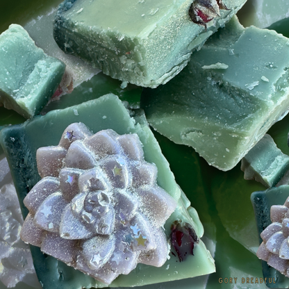 Hagalicious Wax Melt Chunkies: Patchouli Pine Sweet Florals Scent
