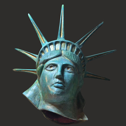 Red Robin Statue of Liberty Head - Kitschy, Retro Americana - Large sized
