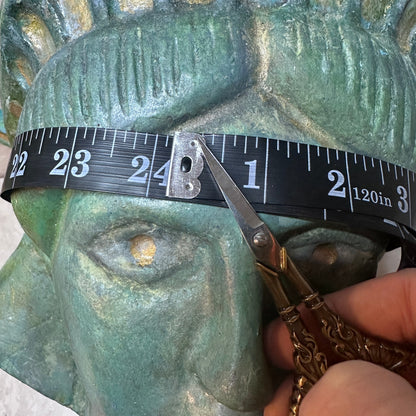 Red Robin Statue of Liberty Head - Kitschy, Retro Americana - Large sized