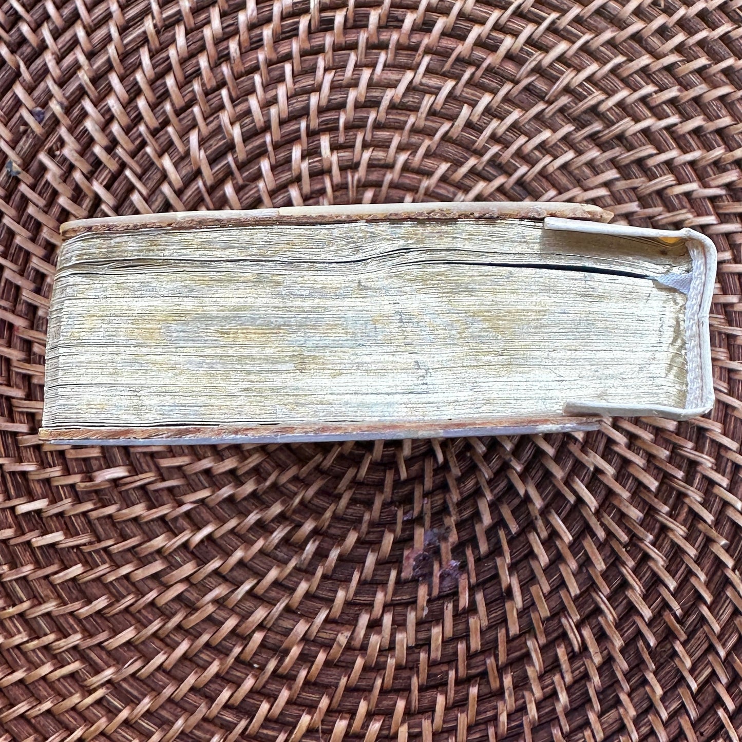 Vintage 1985 Mother-of-Pearl Inlay Holy Bible – owned by Hon. Jim Wright