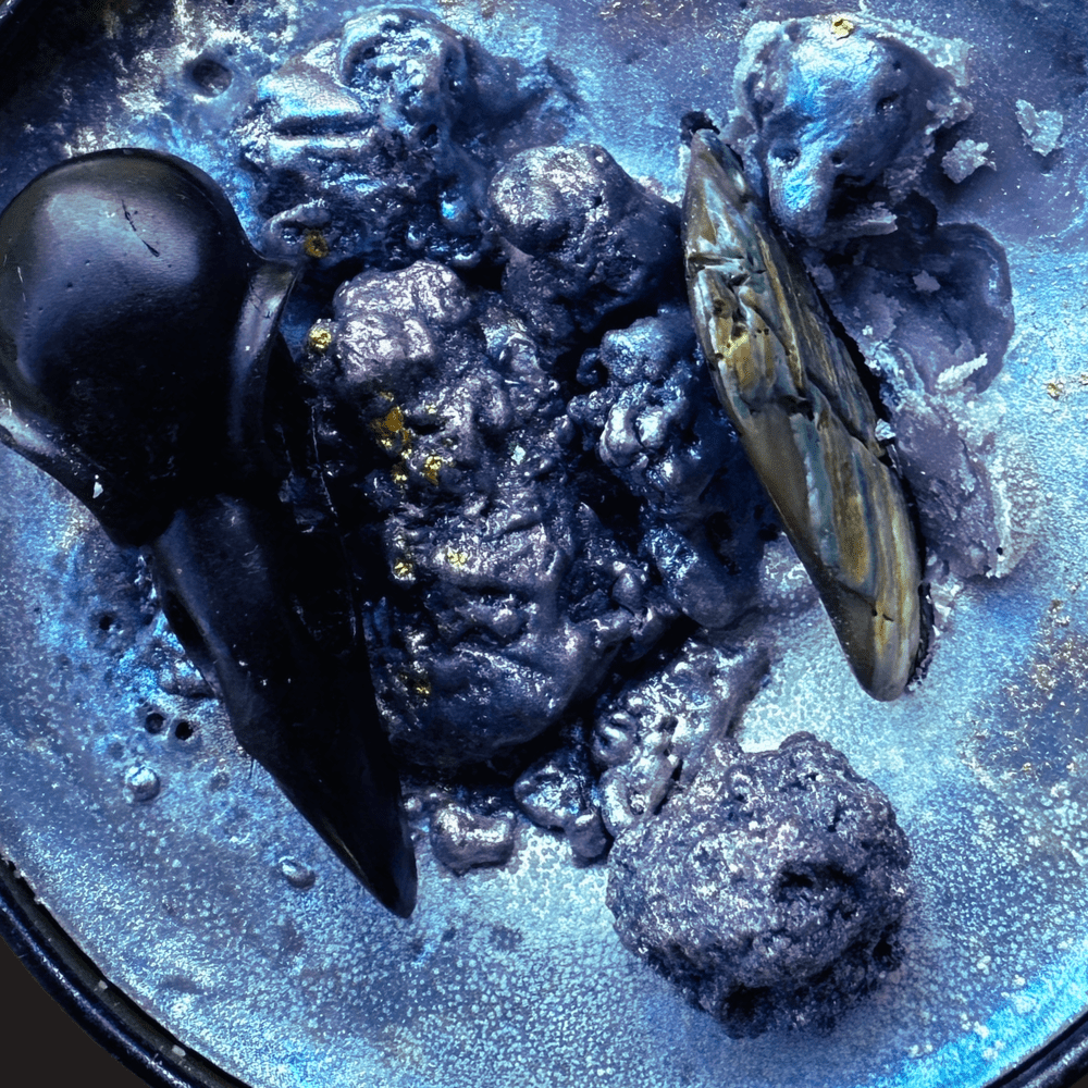 HECATE'S HEATWAVE Luxury Wickless Candle 6.5 oz: Rose Violet Leather Dark Woods Scent - Gory Dreadful Candle Co