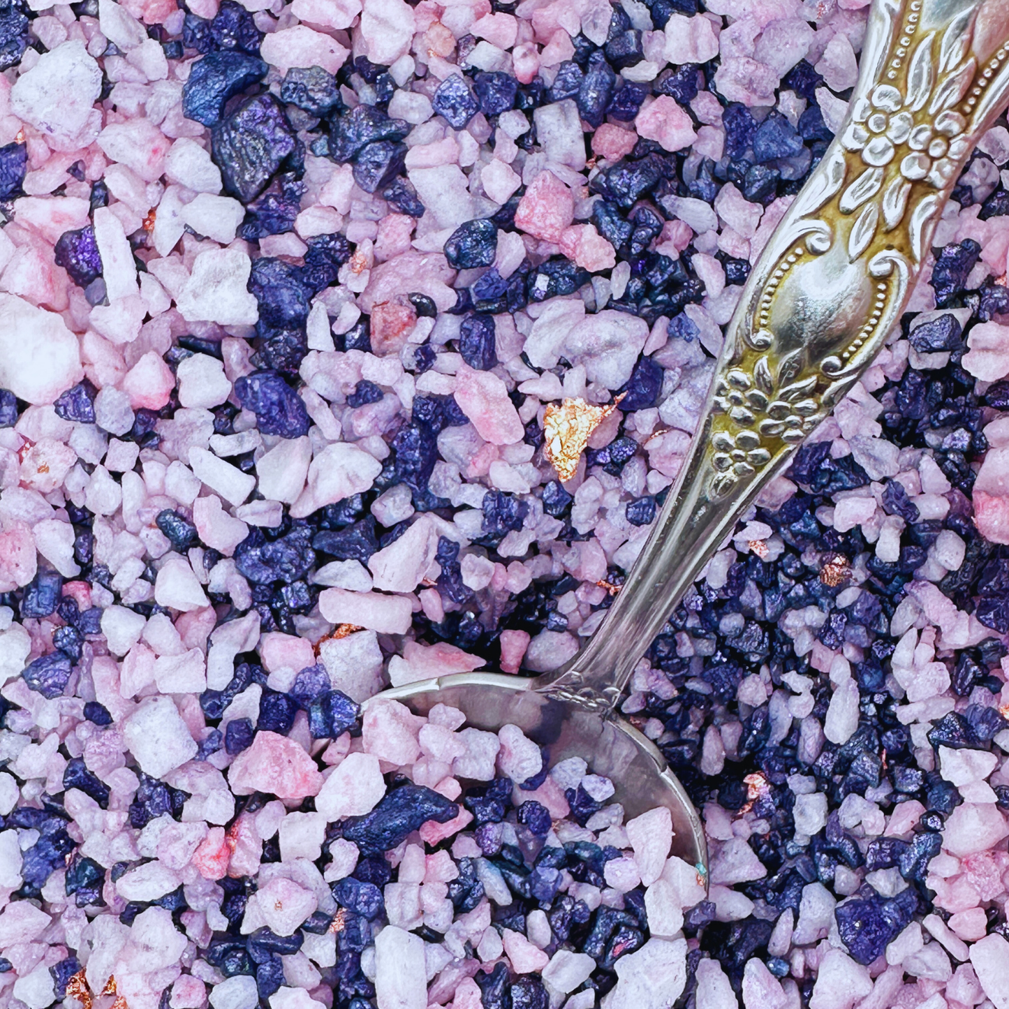 MORTICIA DEAREST Sizzling Room Salt Crystal Potpourri: Nag Champa & Bubblegum Scent - Gory Dreadful Candle Co