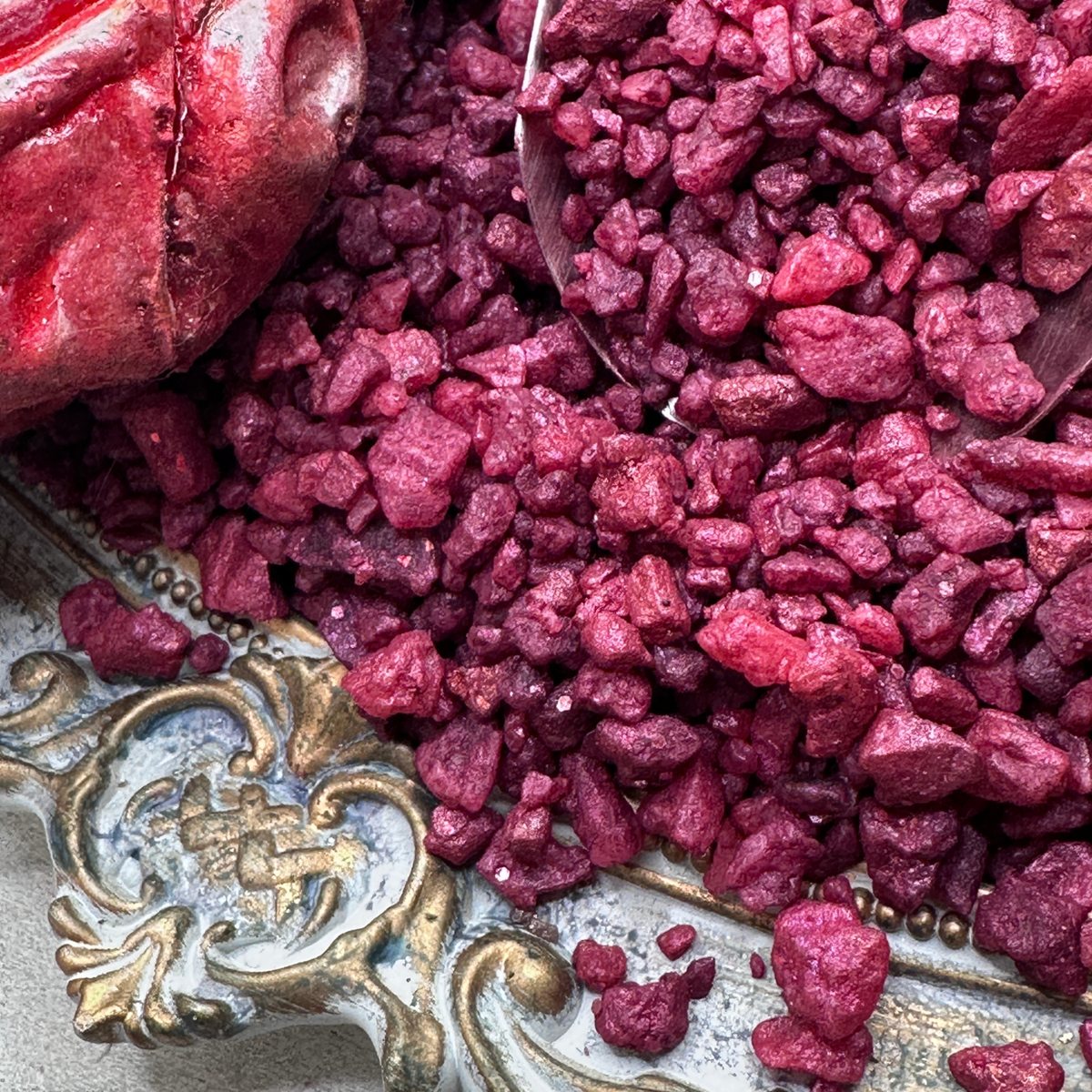 SMOKIN' RED HOT Sizzling Room Salt Crystal Potpourri: Cinnamon Candy & Smoke Scent - Gory Dreadful Candle Co