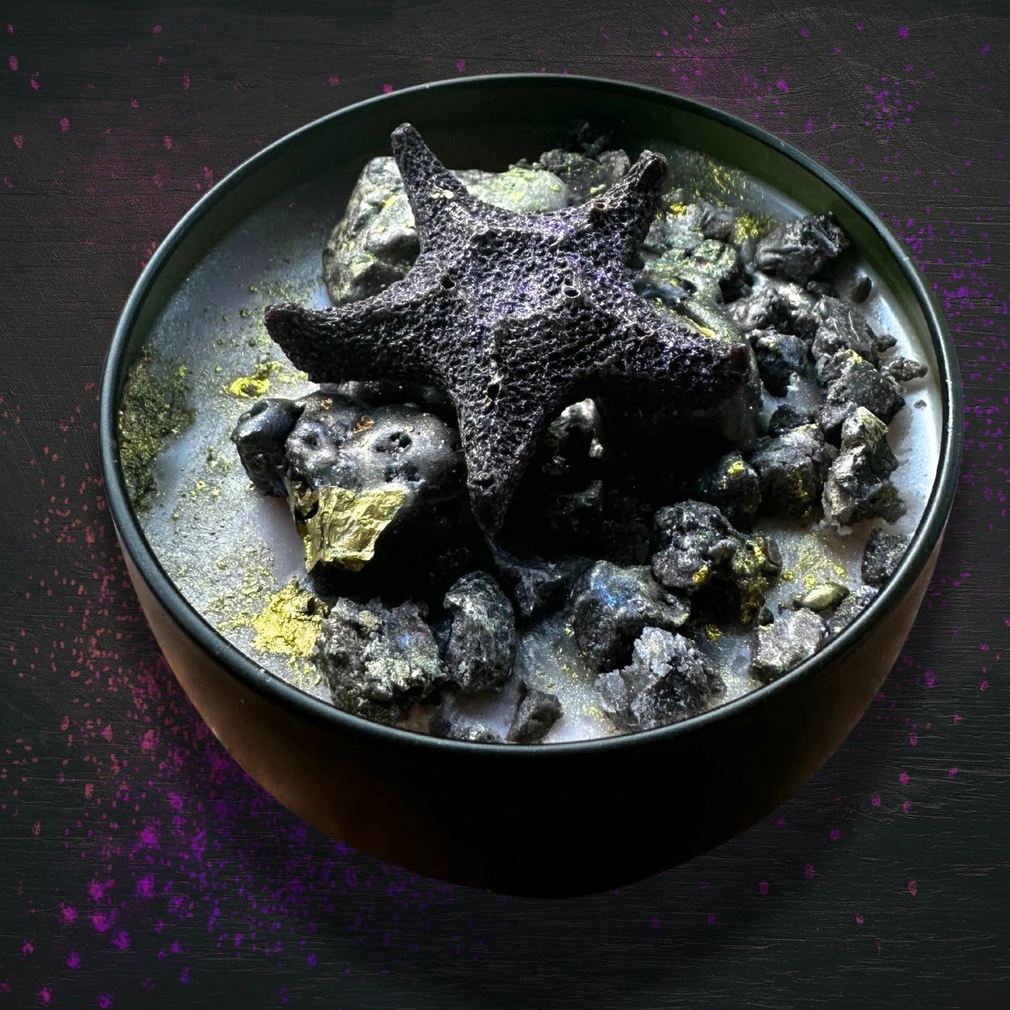 YUMMY MUMMY Luxury Wickless Candle 6.5 oz: Cocoa Butter Cashmere Scent - Gory Dreadful Candle Co
